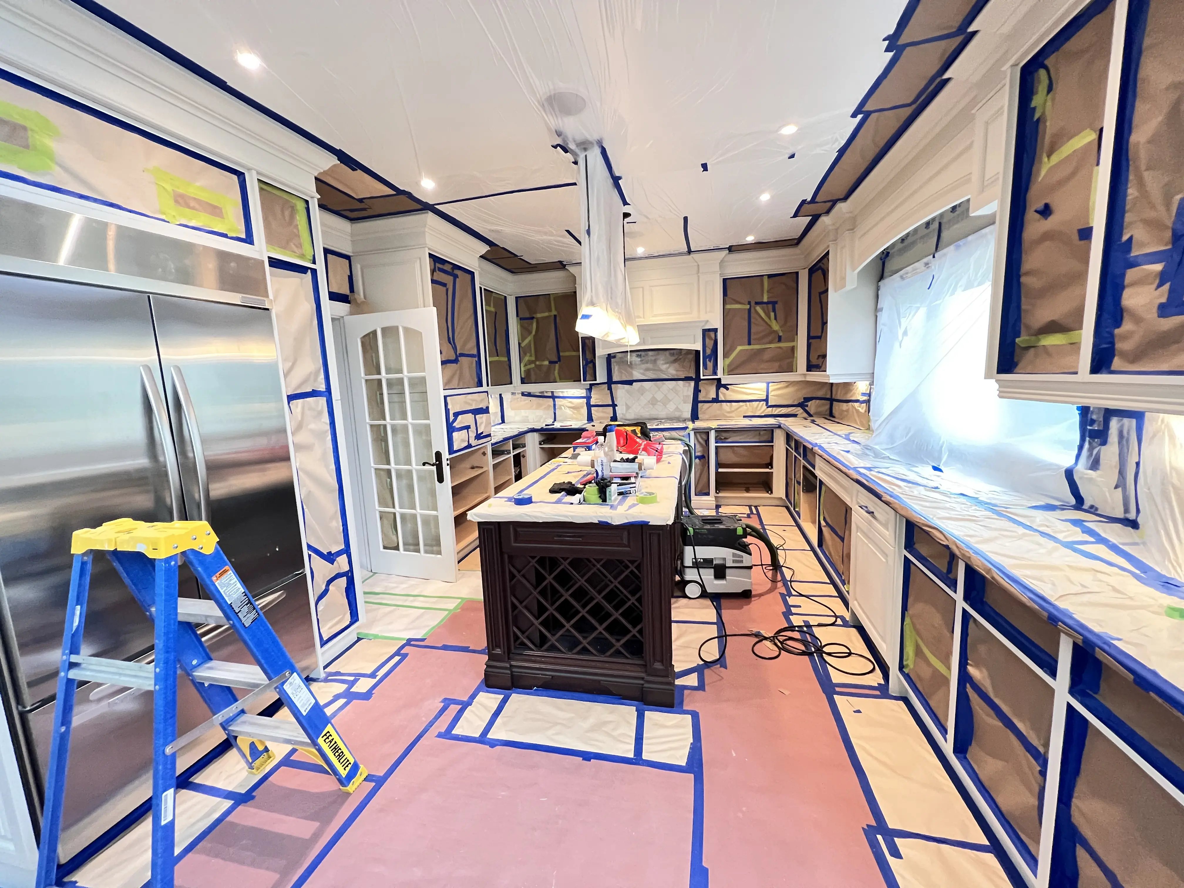 Cabinet Refinishing & Painting